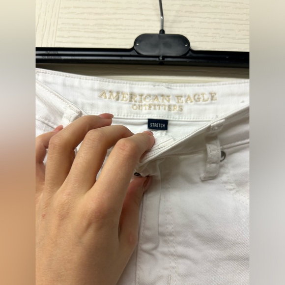 White jean skirt with rips - Picture 2 of 4